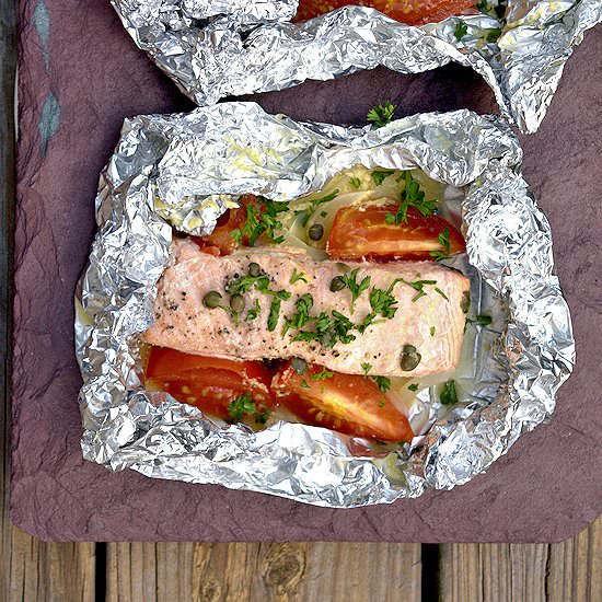 Grilled Salmon with Wine in Foil