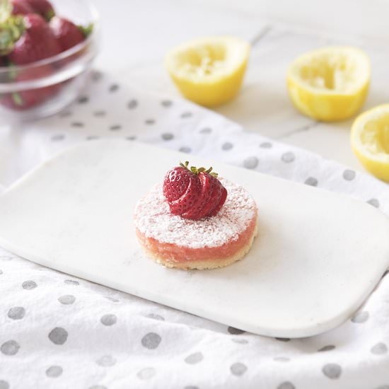 Strawberry Lemonade Bars