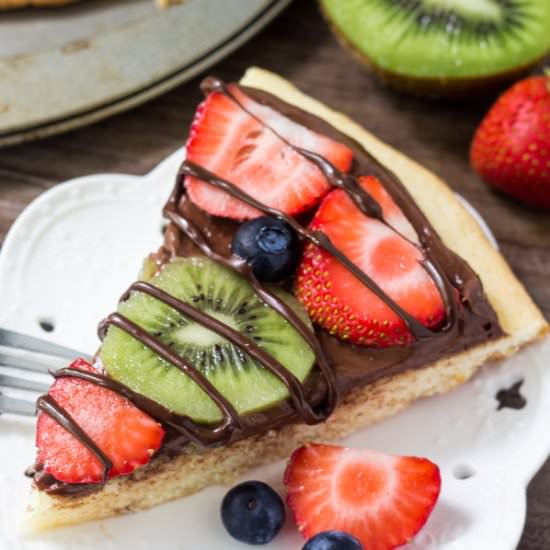 Chocolate Fruit Pizza