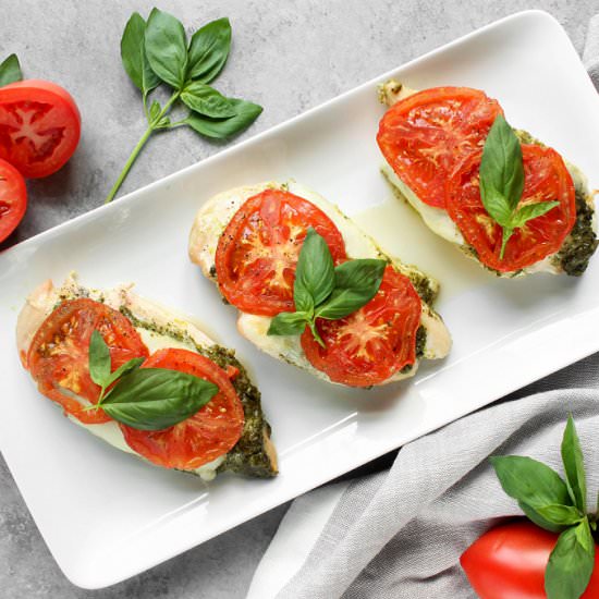 4-Ingredient Pesto Chicken Bake