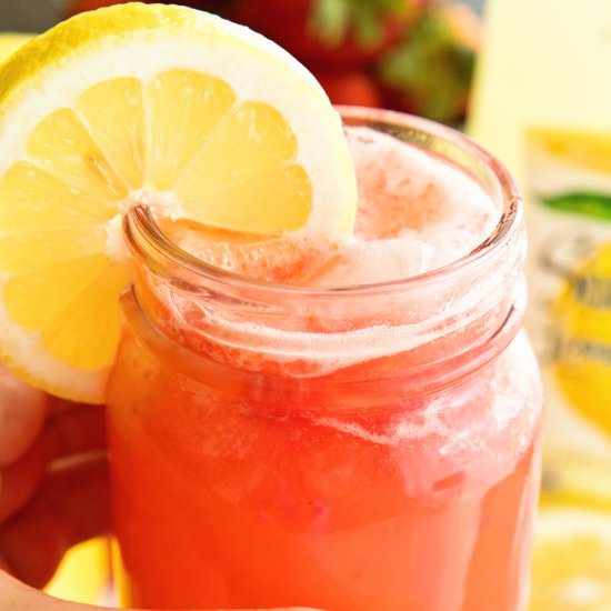 Sparkling Strawberry Lemonade