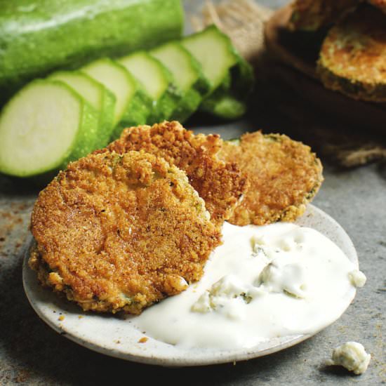 Low-Carb Buffalo Zucchini Chips