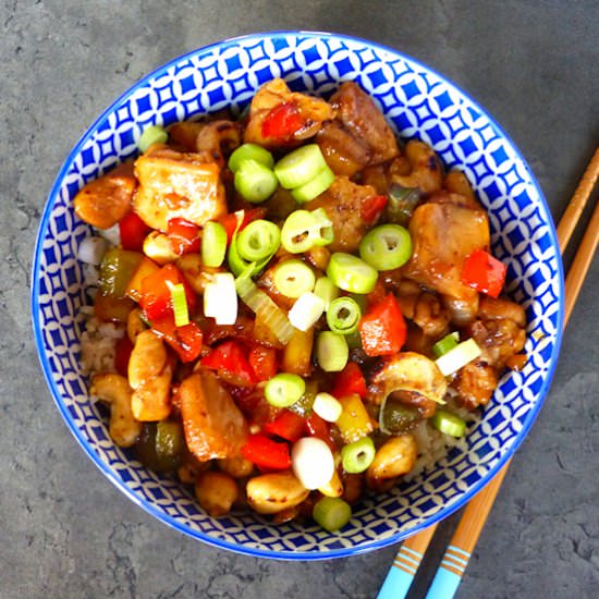 Quick and Easy Cashew Chicken Bowl