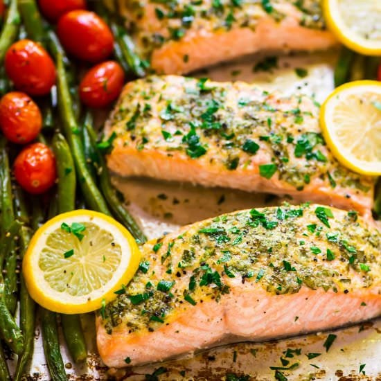 Garlic Salmon with Lemon Butter