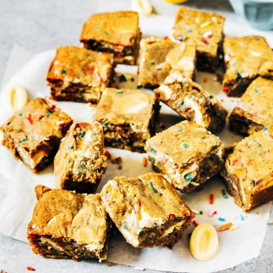 Birthday Cake Blondies