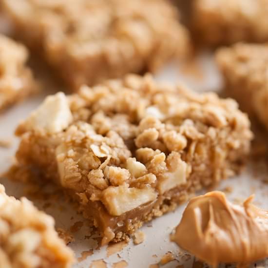 Peanut Butter Apple Oatmeal Bars