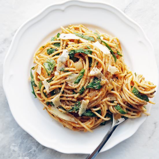Spaghetti with Creamy Pumpkin Sauce