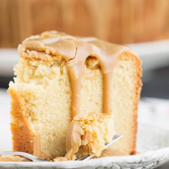 Cold Oven Brown Sugar Pound Cake