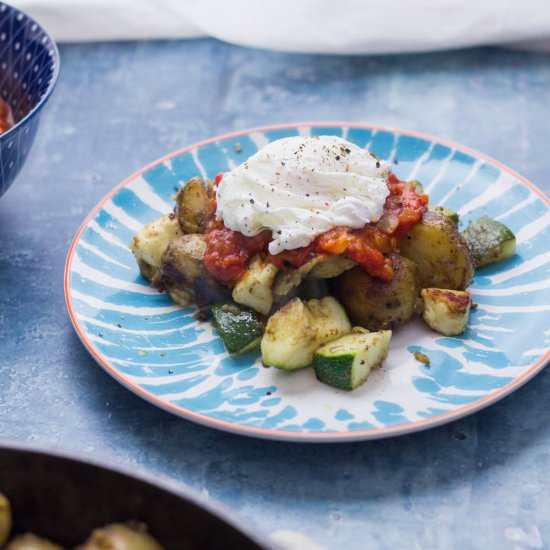 Potato, Courgette & Halloumi Hash
