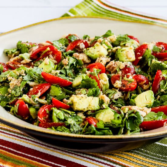 Tomato Salad with Avocado and Tuna