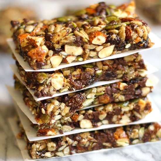 Trail Mix Granola Bars