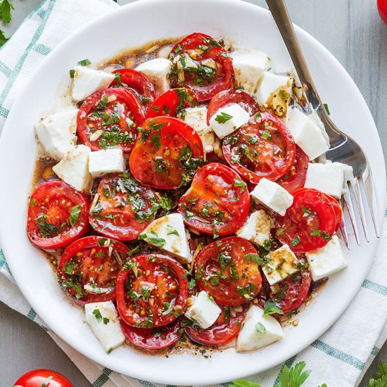 Marinated Tomatoes with Mozzarella