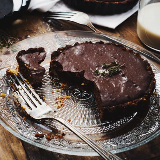 Vegan Salted Chocolate Tarts