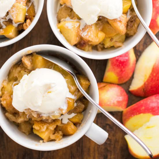 Slow Cooker Apple Pie a la Mode