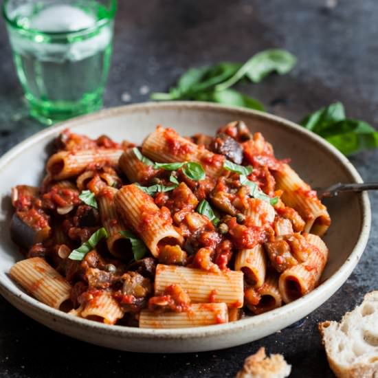 Vegan Rigatoni alla Norma