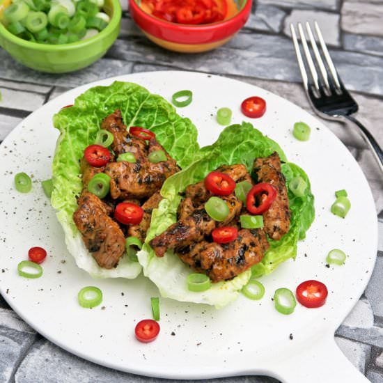 Spicy pork lettuce wraps