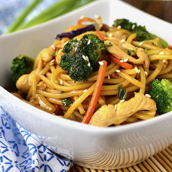 Gluten-Free Chicken Lo Mein