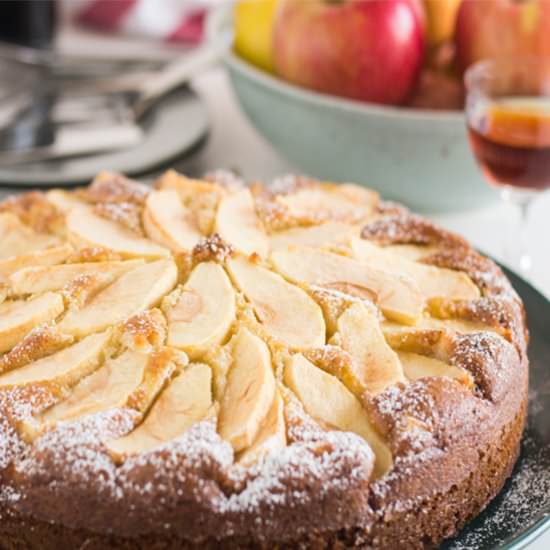 Tuscan Apple Cake