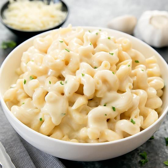 Garlic Parmesan Macaroni and Cheese