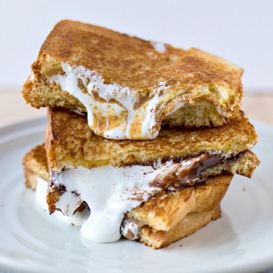 Fluffernutter Sandwich 3 Ways