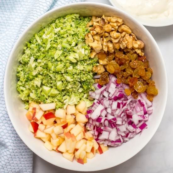 Healthy Broccoli Apple Salad