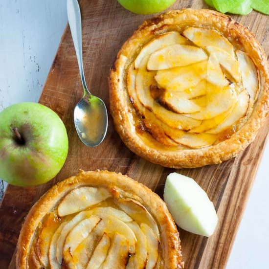 Apricot Glazed Apple Tart