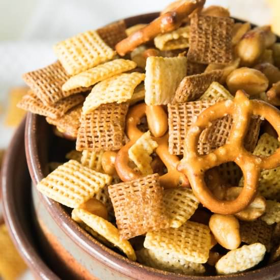 Honey Mustard Homemade Snack Mix