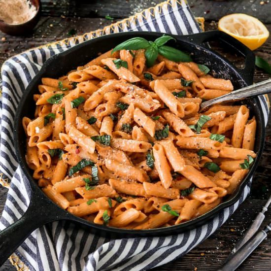 Creamy Roasted Red Pepper Pasta