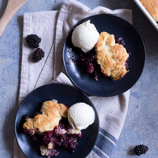 Old Fashioned Blackberry Cobbler
