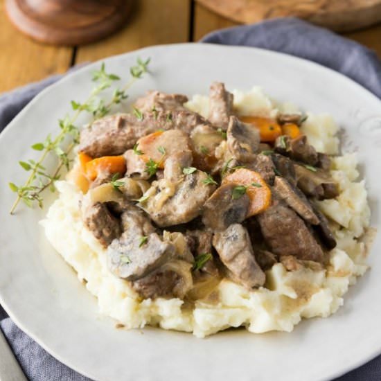 Slow Cooker Beef Stroganoff