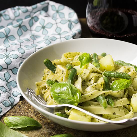 Pesto Pasta with Green Beans