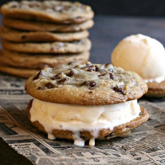 Thick Gooey Chocolate Chip Cookies