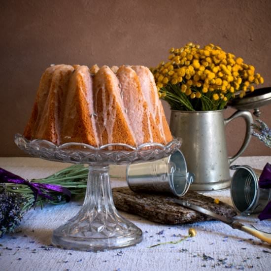 LAVENDER SPONGE CAKE