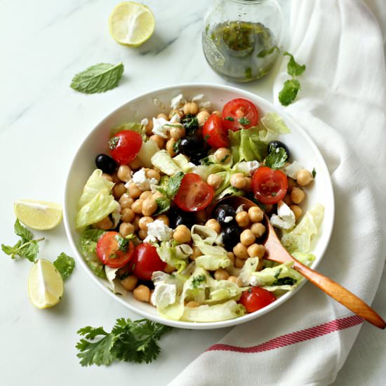 Mediterranean Chickpea Salad