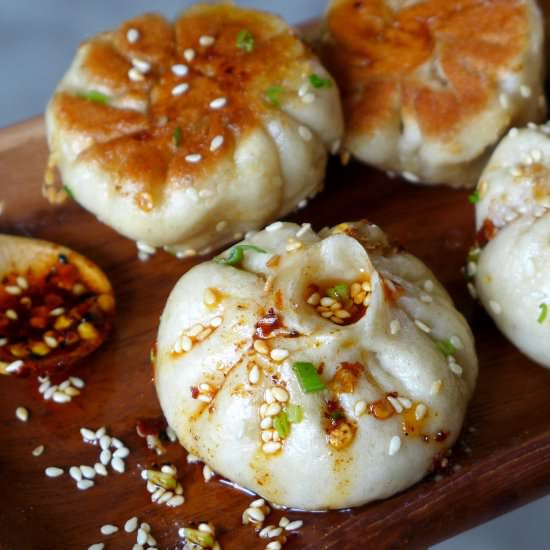 Pan-fried Pork Buns