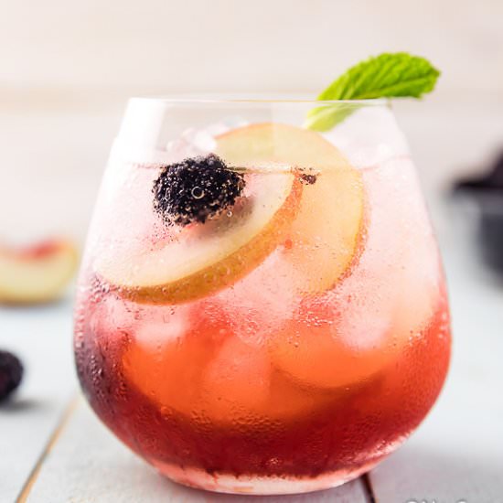 Blackberry Peach Cocktail