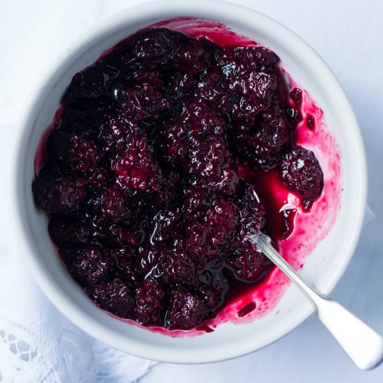 15-Minute Blackberry Relish