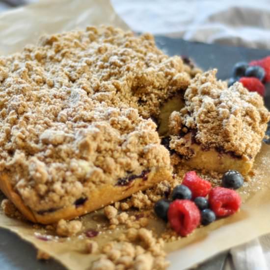 Mixed Berry Crumb Coffee Cake