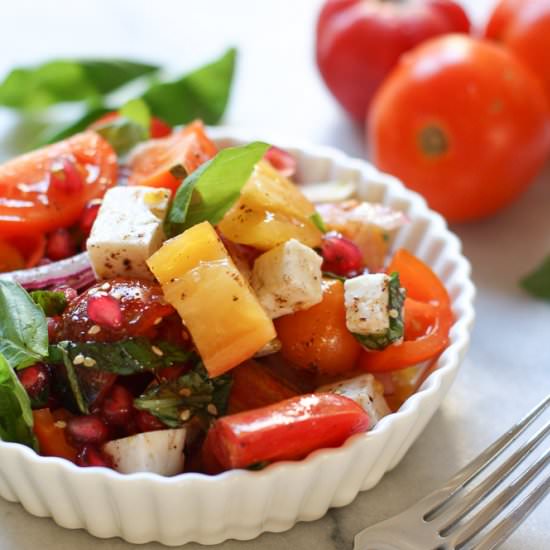 Tomato Pomegranate Salad