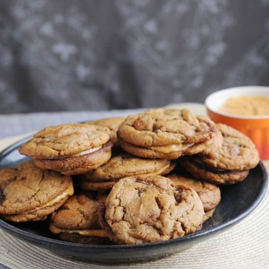 Pumpkin Spice Cookie Sandwiches