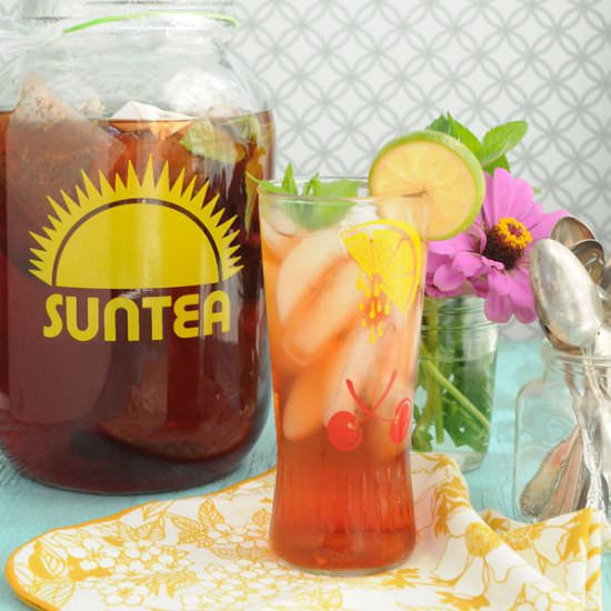 Raspberry Lime Sun Tea