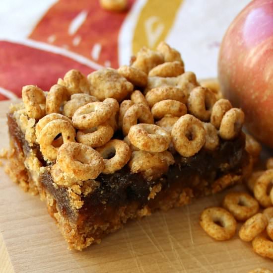 Pumpkin Spice Cheerios & Apple Bars
