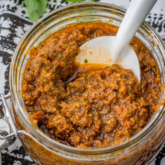 sun-dried tomato pesto