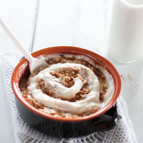 cinnamon bun overnight oats