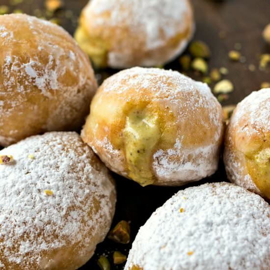 Pistachio Cream Doughnuts