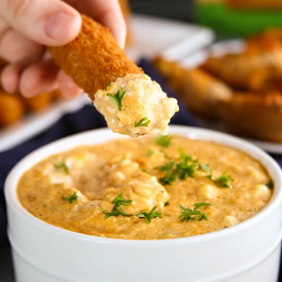 Slow Cooker Buffalo Queso Dip