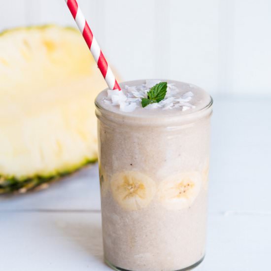 Creamy Pineapple Coconut Smoothie