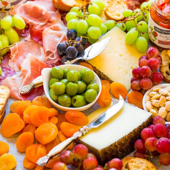 Easy Spanish-Inspired Cheese Board