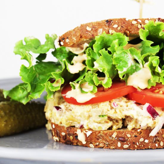 Chickpea “No-Chicken” Salad