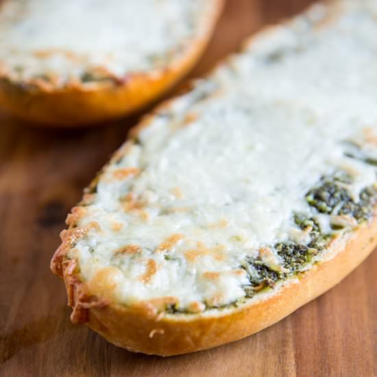 Pesto Cheese Bread